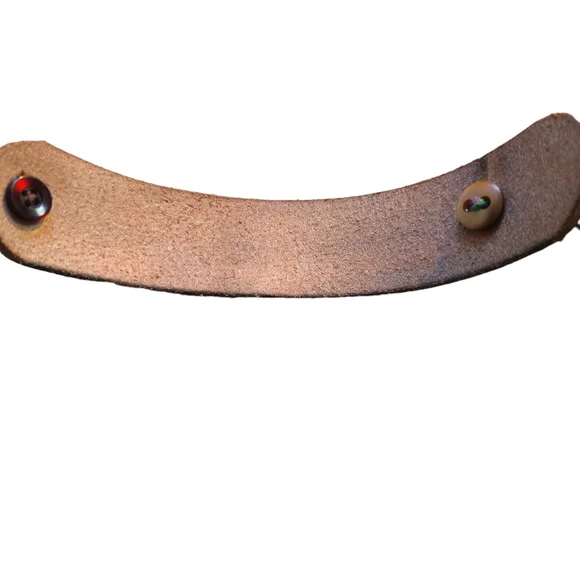 Handmade Vintage Tooled Leather Cuff Bracelet - Picture 6 of 7